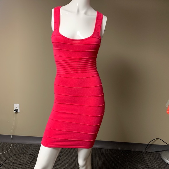 Dynamite dress - Picture 2 of 4